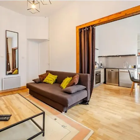 Nouveau T2 Centre Historique Apartment Thiers